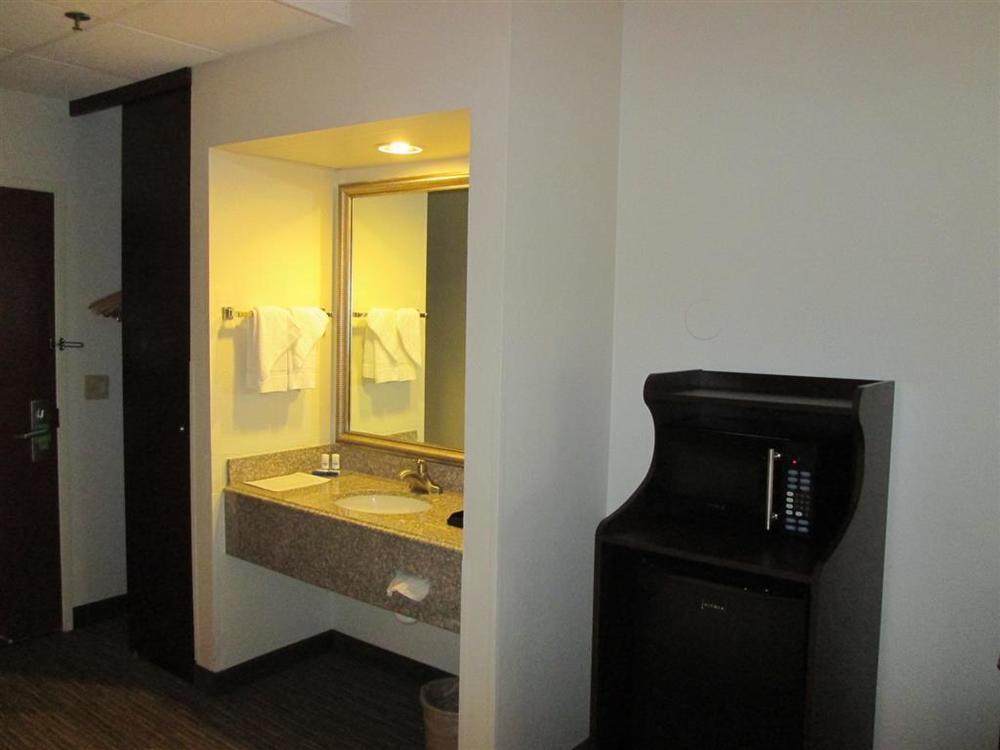 Best Western Plus O'Hare International South Hotel Franklin Park Ruang foto
