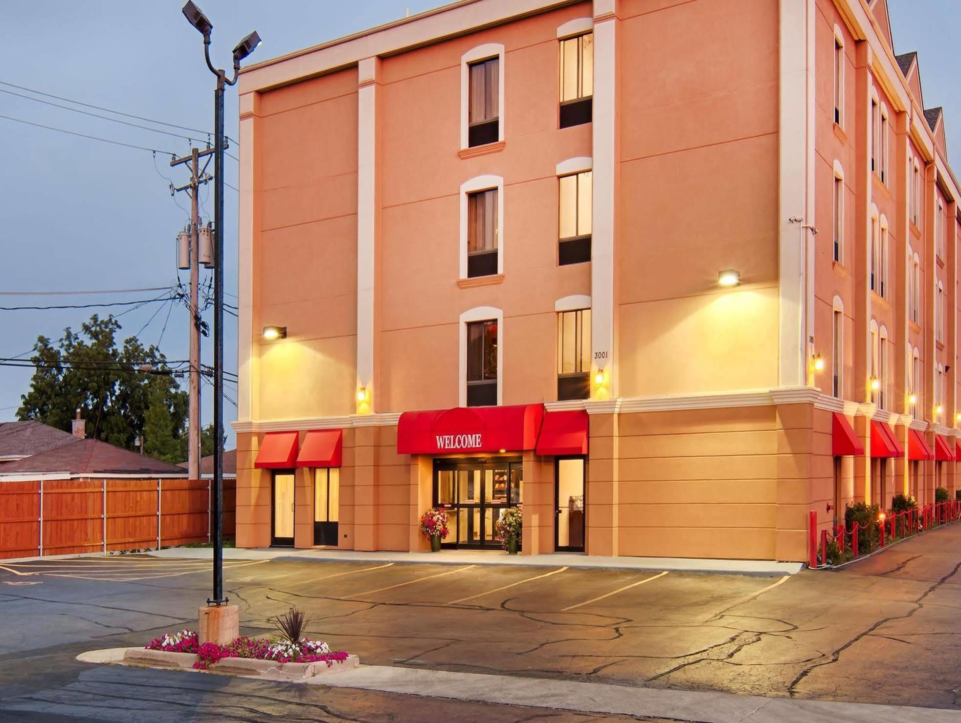 Best Western Plus O'Hare International South Hotel Franklin Park Bagian luar foto