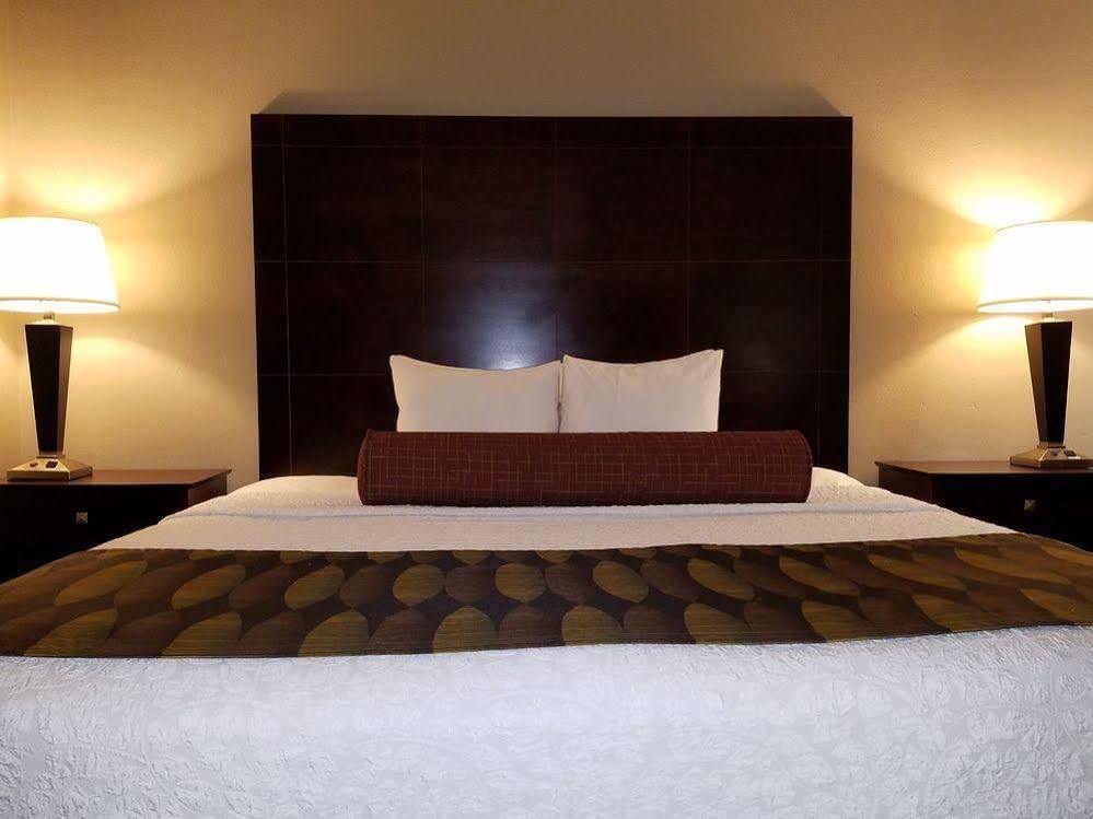Best Western Plus O'Hare International South Hotel Franklin Park Bagian luar foto